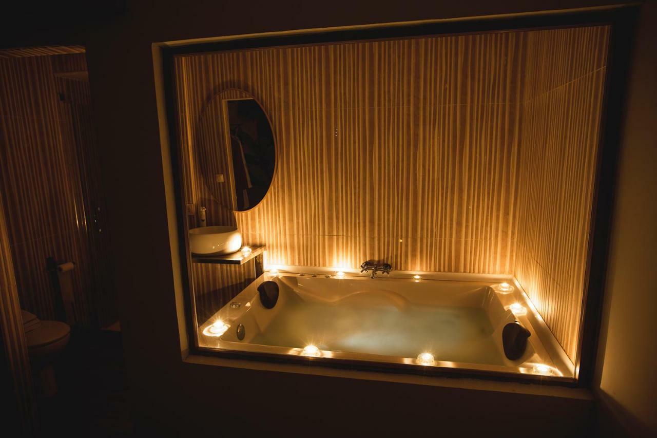 Junior Suites Con Jacuzzi Babilafuente Exteriér fotografie