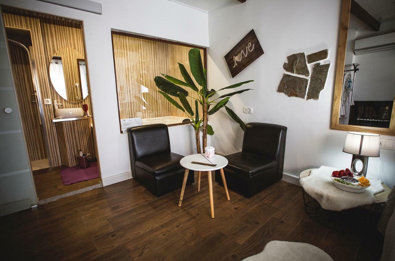 Junior Suites Con Jacuzzi Babilafuente Exteriér fotografie