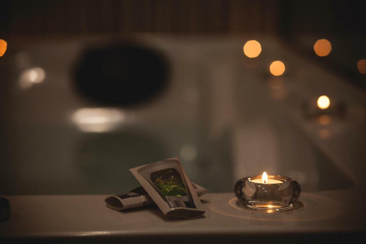 Junior Suites Con Jacuzzi Babilafuente Exteriér fotografie